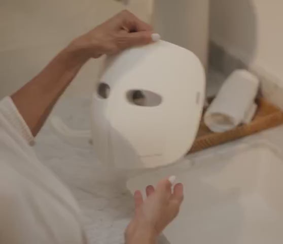 Introductievideo TheraFace Mask: LED-lichttherapie en vibratiemassage in beeld